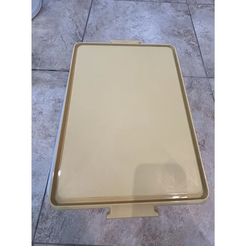 Vintage Tupperware Harvest Gold Rectangle Cake / Sheet Cake Carrier 13x9 NOS